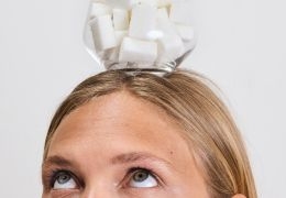 Envies de sucre : pourquoi surviennent-elles et comment les limiter ?